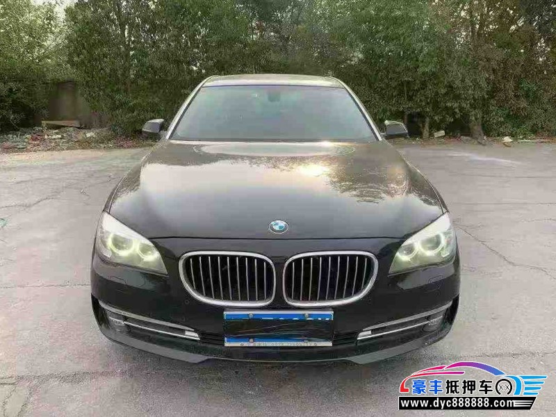 15年宝马7系轿车抵押车出售