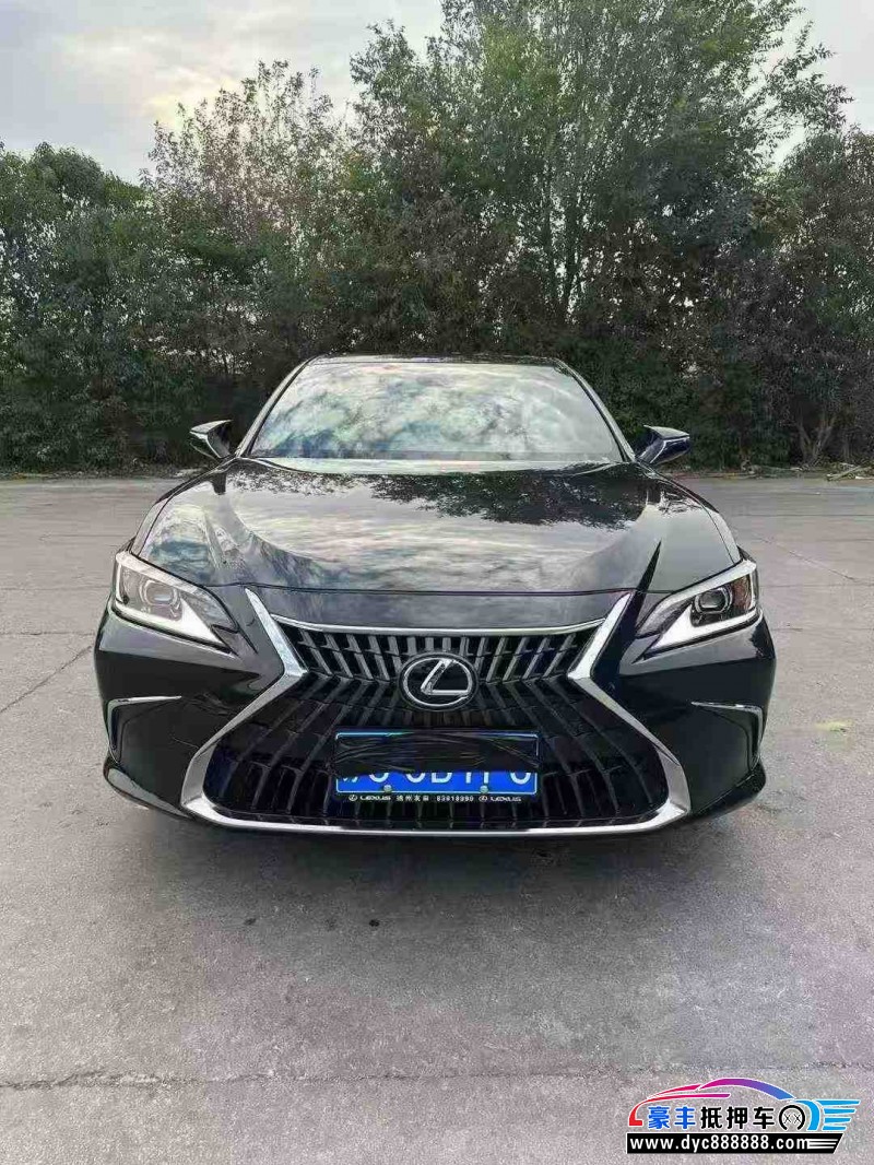 24年雷克萨斯ES轿车抵押车出售