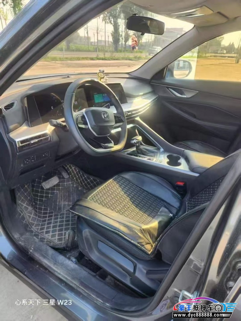 23年长安CS35轿车抵押车出售