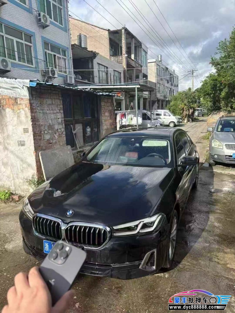 22年宝马5系轿车抵押车出售