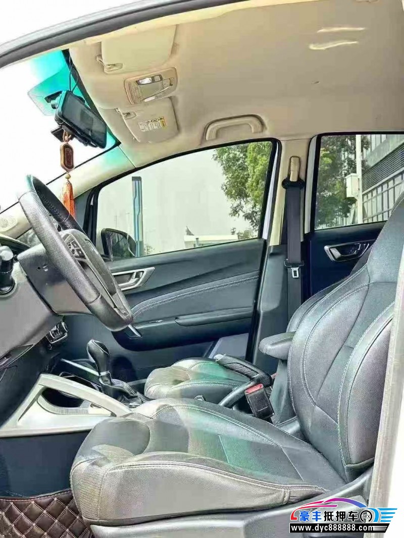 19年吉利远景X3轿车抵押车出售