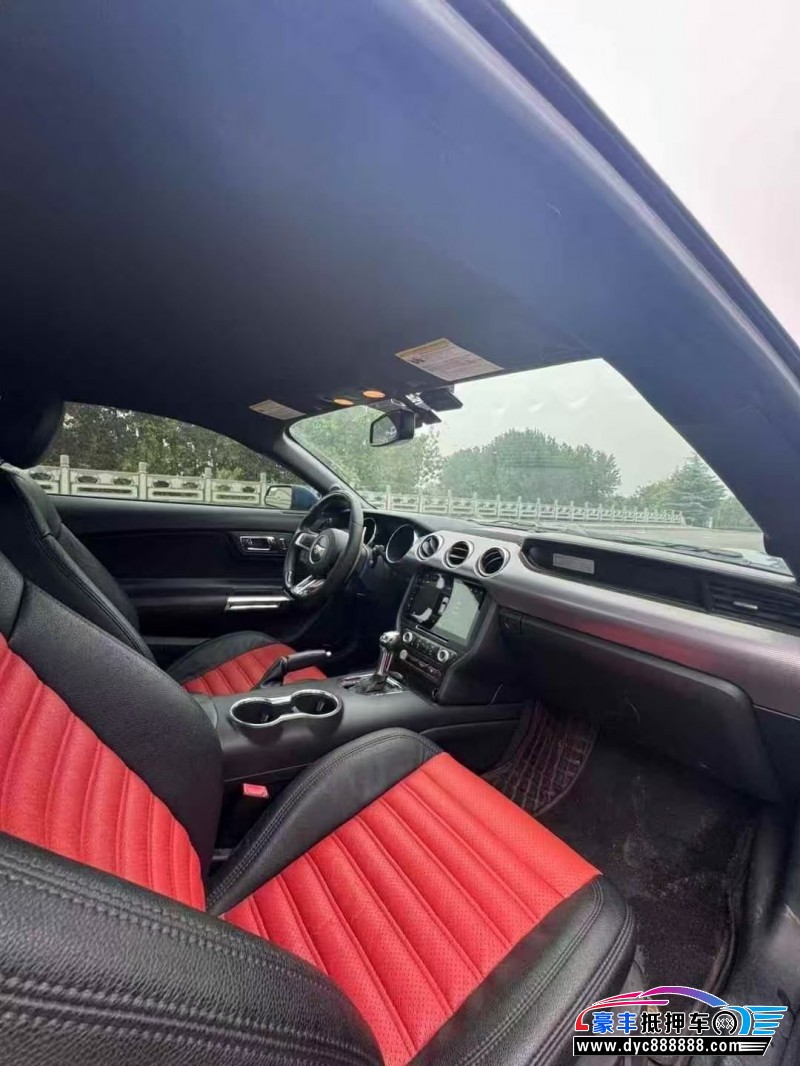 17年福特野马轿车抵押车出售