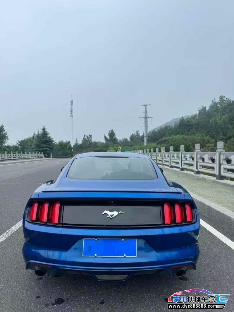 17年福特野马轿车抵押车出售