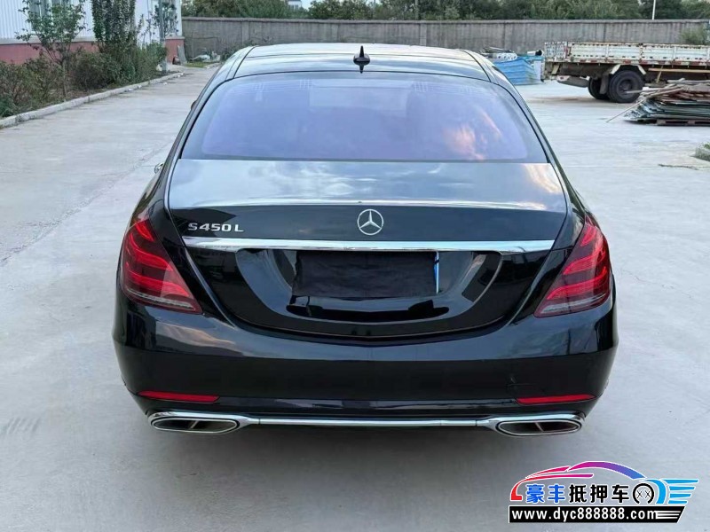 19年奔驰S轿车抵押车出售