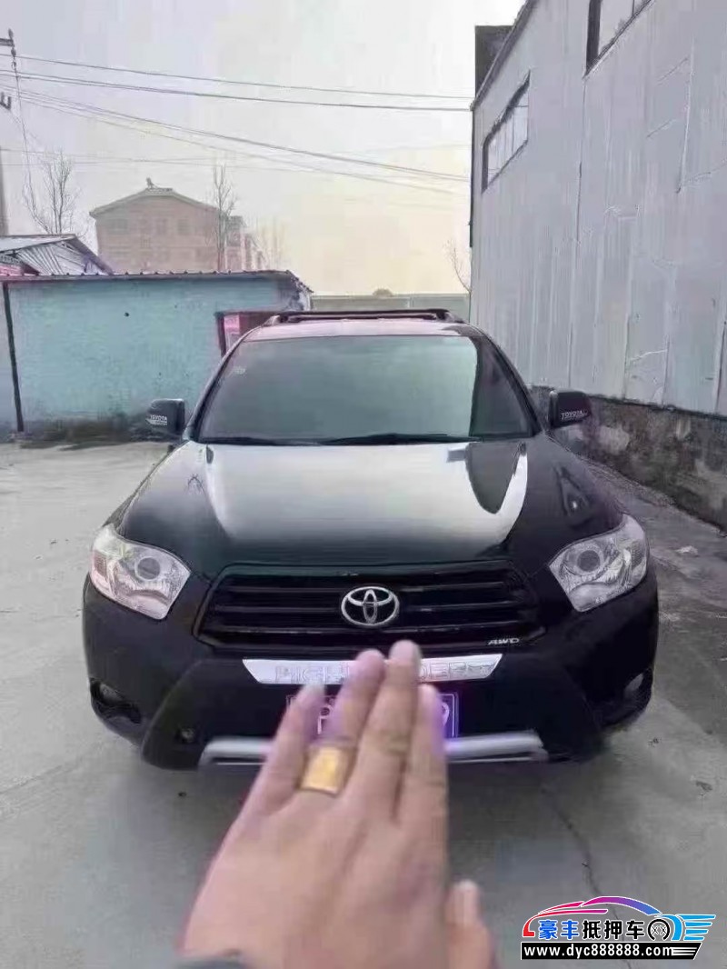 10年丰田汉兰达轿车抵押车出售