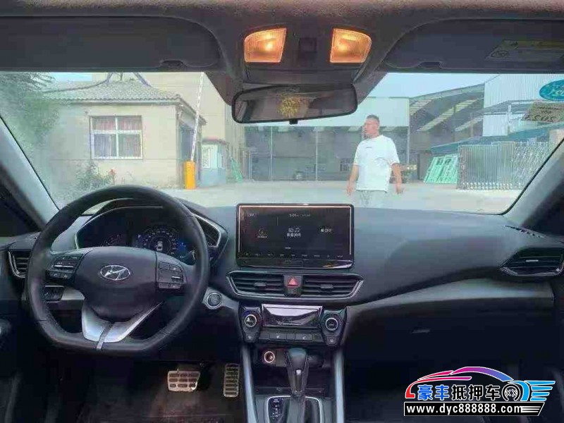 21年现代菲斯塔轿车抵押车出售