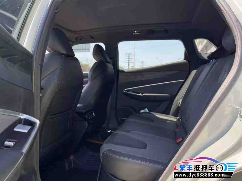 23年吉利博越轿车抵押车出售