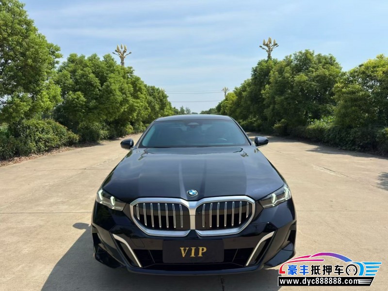 24年宝马5系轿车抵押车出售