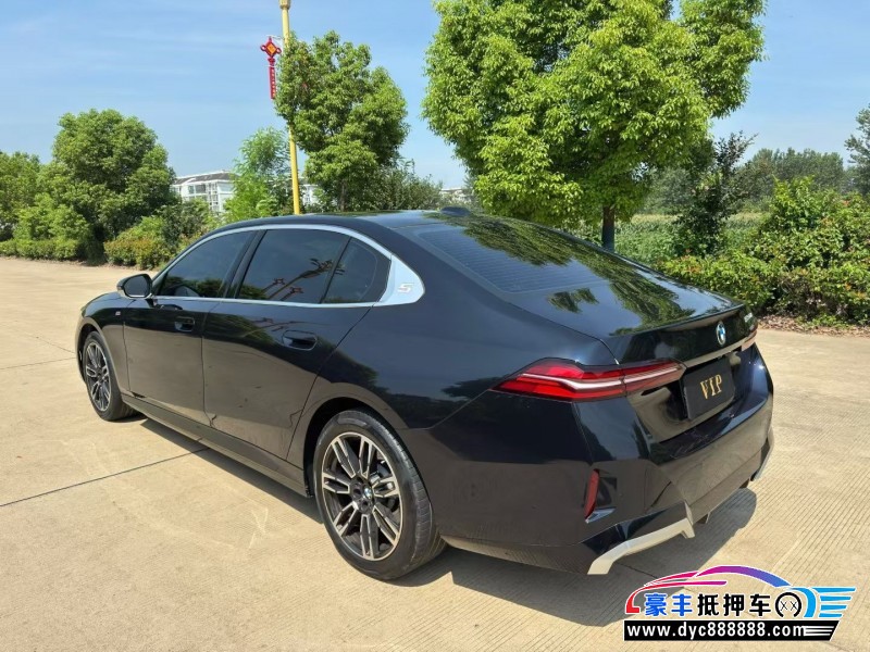 24年宝马5系轿车抵押车出售
