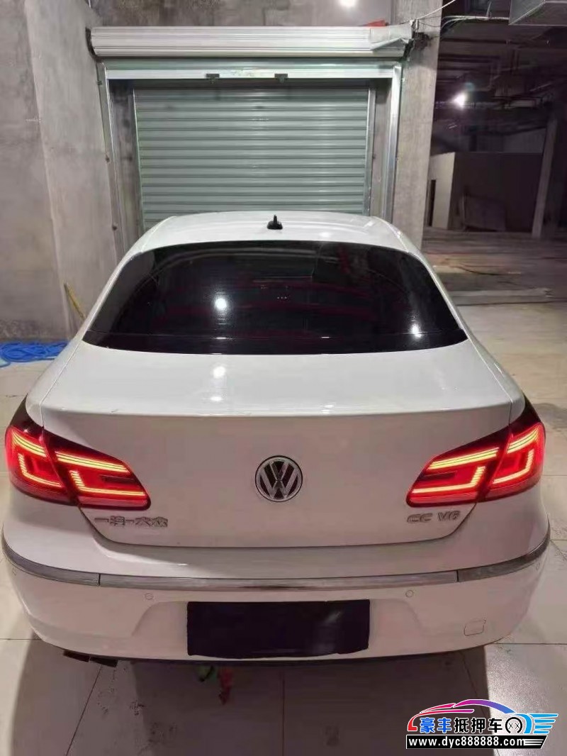 15年大众CC轿车抵押车出售