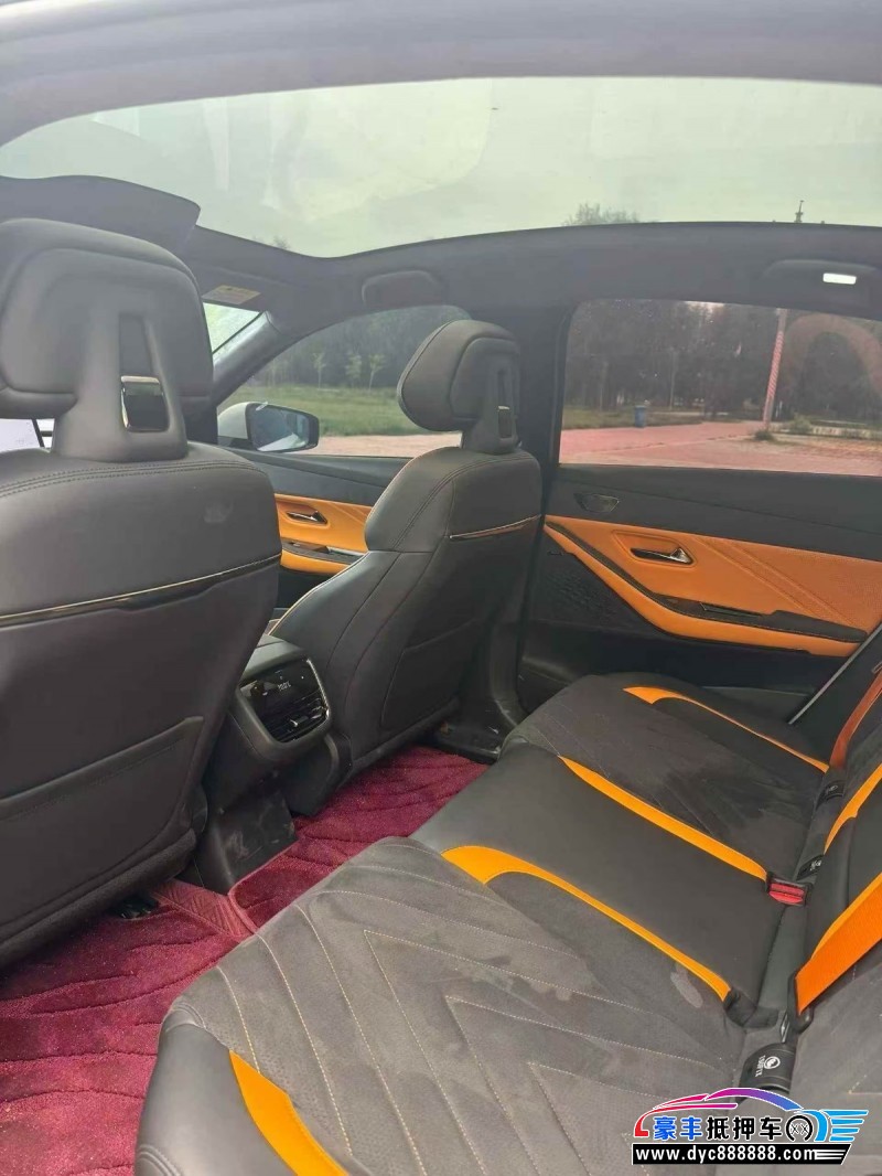 25年长安深蓝SL03轿车抵押车出售