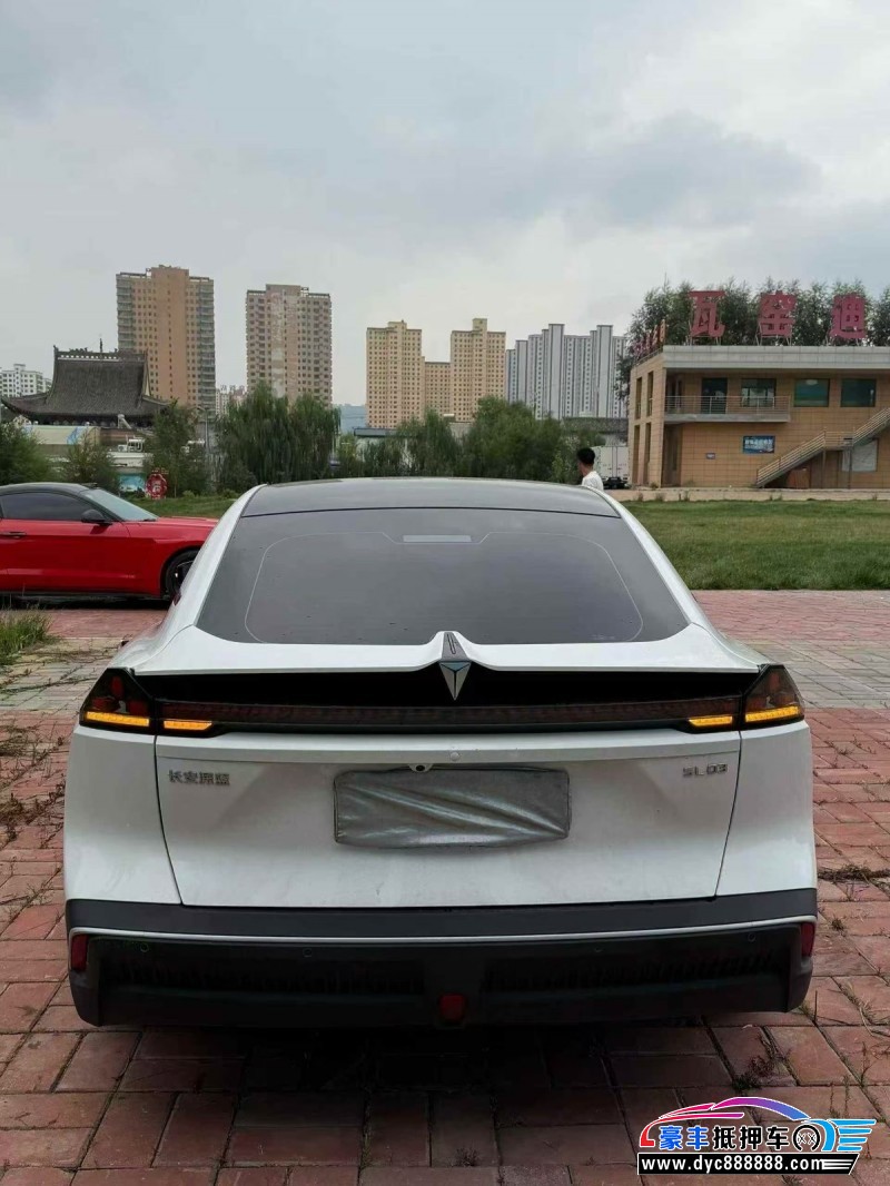 25年长安深蓝SL03轿车抵押车出售