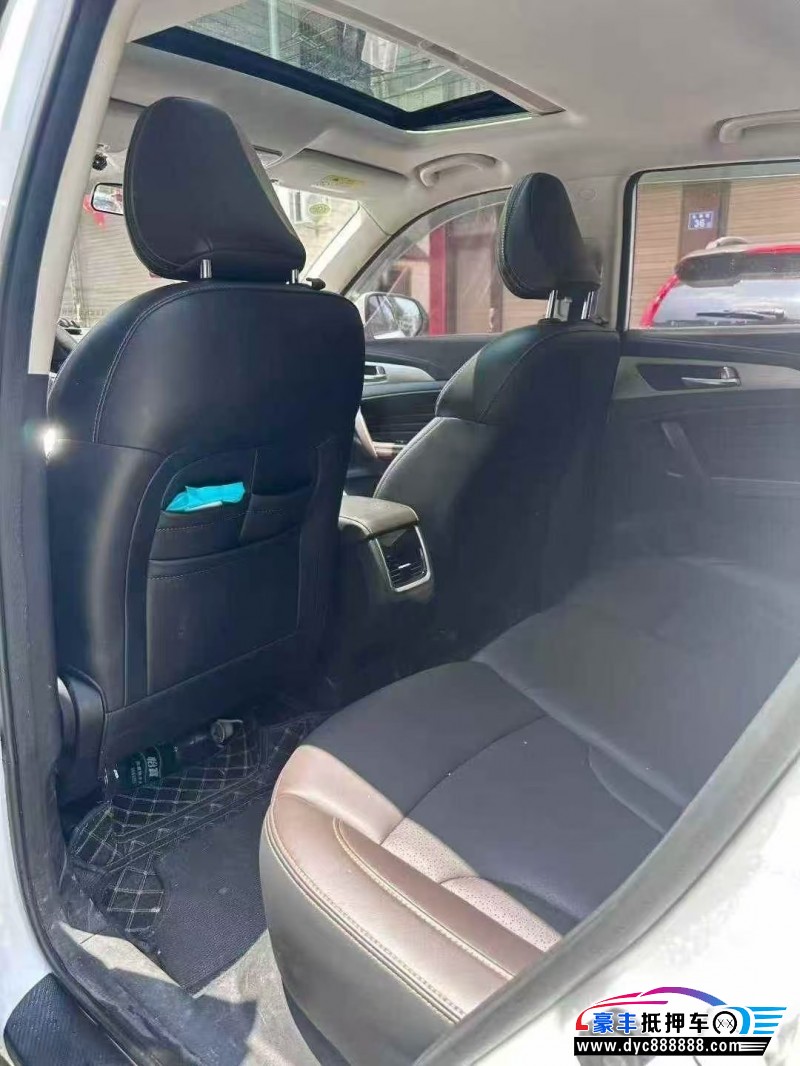 19年长安CS35轿车抵押车出售