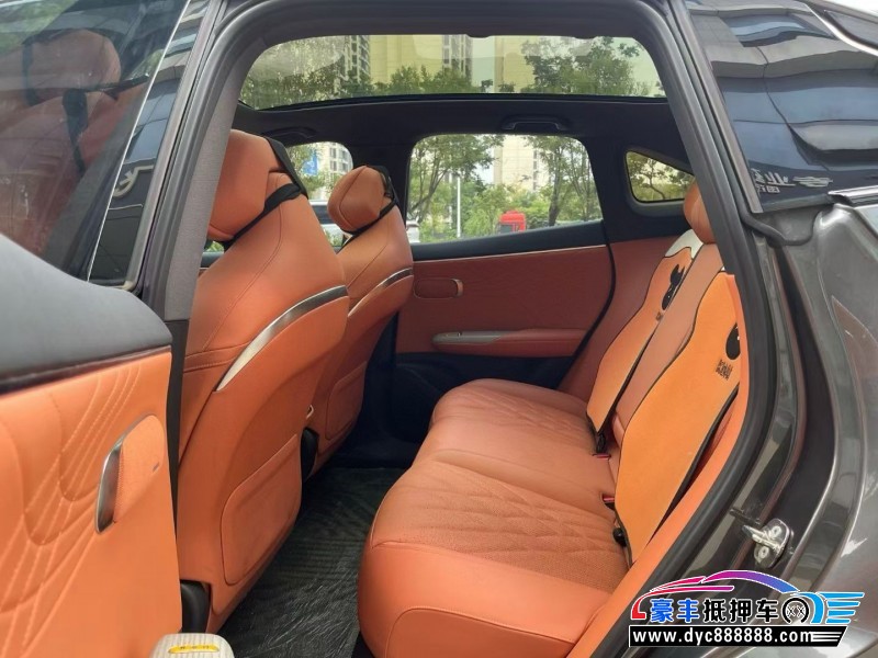 24年长安深蓝S7轿车抵押车出售