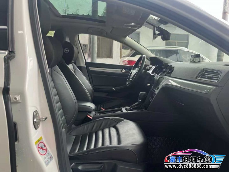 18年大众凌渡轿车抵押车出售