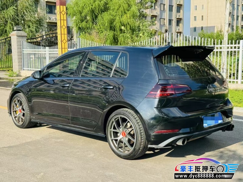 19年大众高尔夫轿车抵押车出售