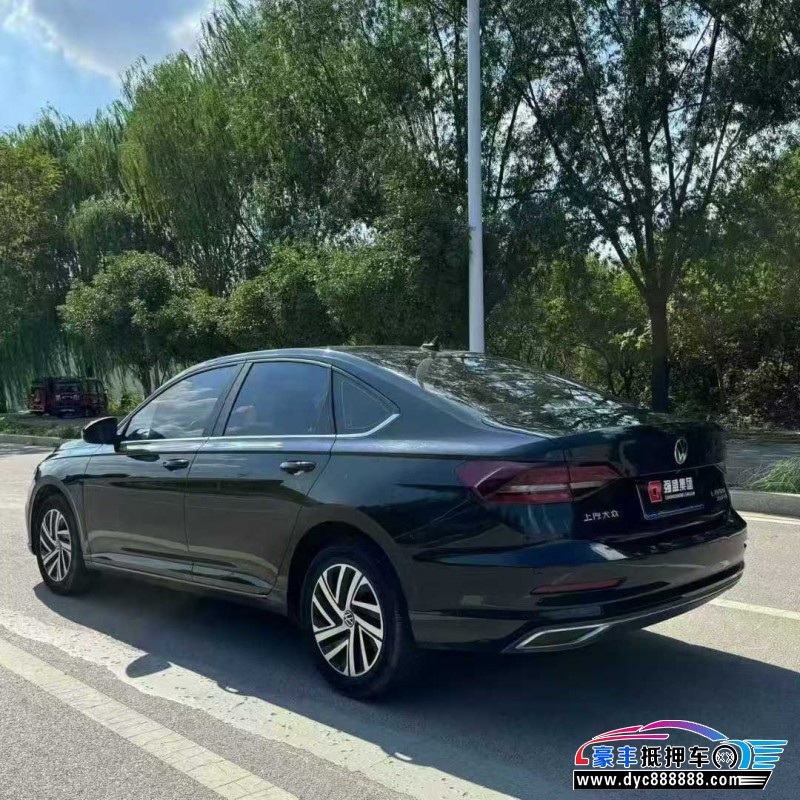 22年大众朗逸轿车抵押车出售