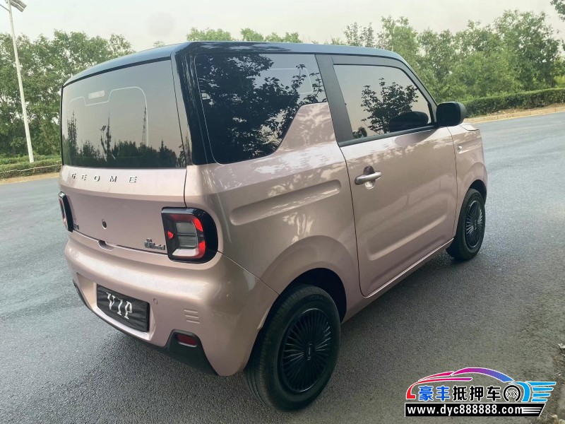 23年吉利熊猫轿车抵押车出售