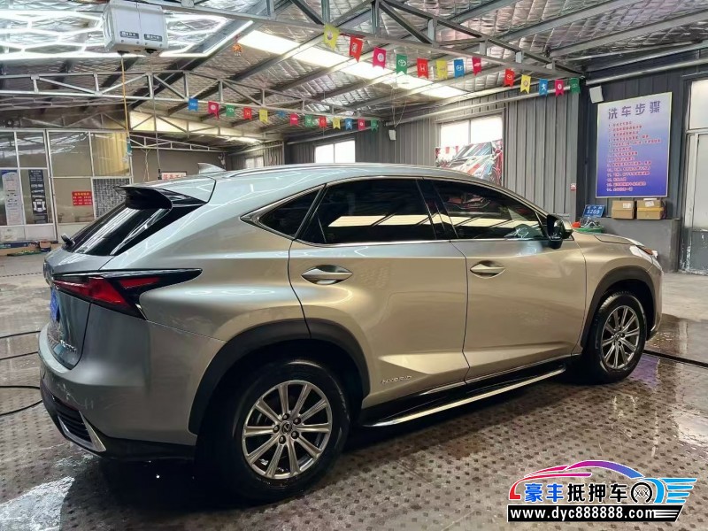 20年雷克萨斯NX轿车抵押车出售