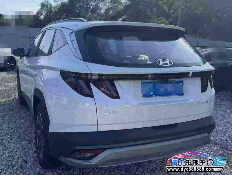 25年现代途胜轿车抵押车出售