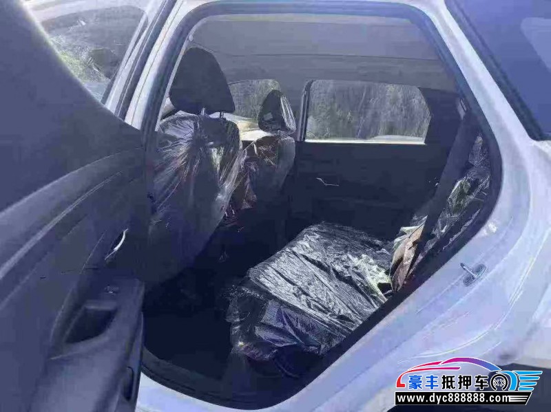 25年现代途胜轿车抵押车出售