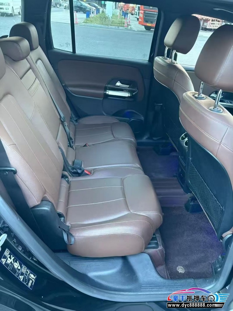 21年奔驰GLB轿车抵押车出售