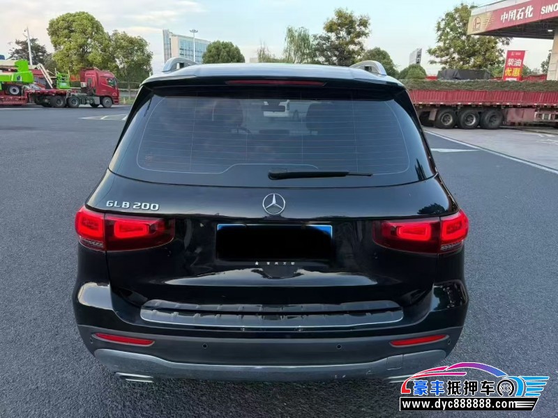 21年奔驰GLB轿车抵押车出售