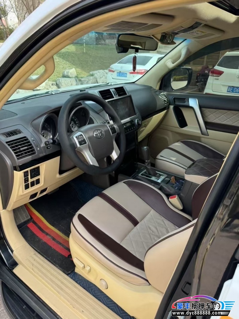 17年丰田普拉多（霸道）轿车抵押车出售