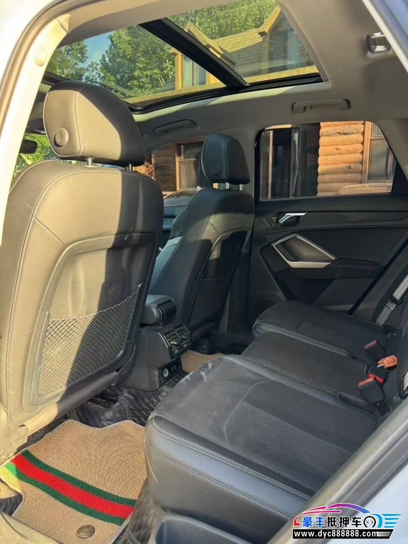 20年奥迪Q3轿车抵押车出售