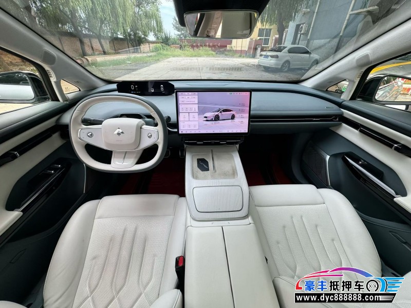 24年埃安昊铂轿车抵押车出售