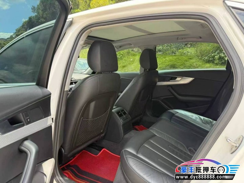 17年奥迪A4L轿车抵押车出售