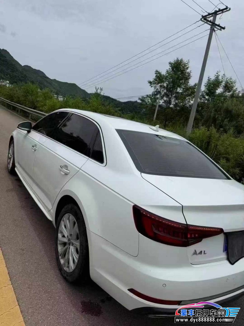 19年奥迪A4L轿车抵押车出售