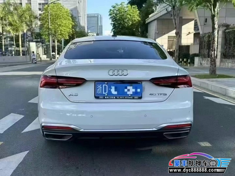 22年奥迪A5轿车抵押车出售