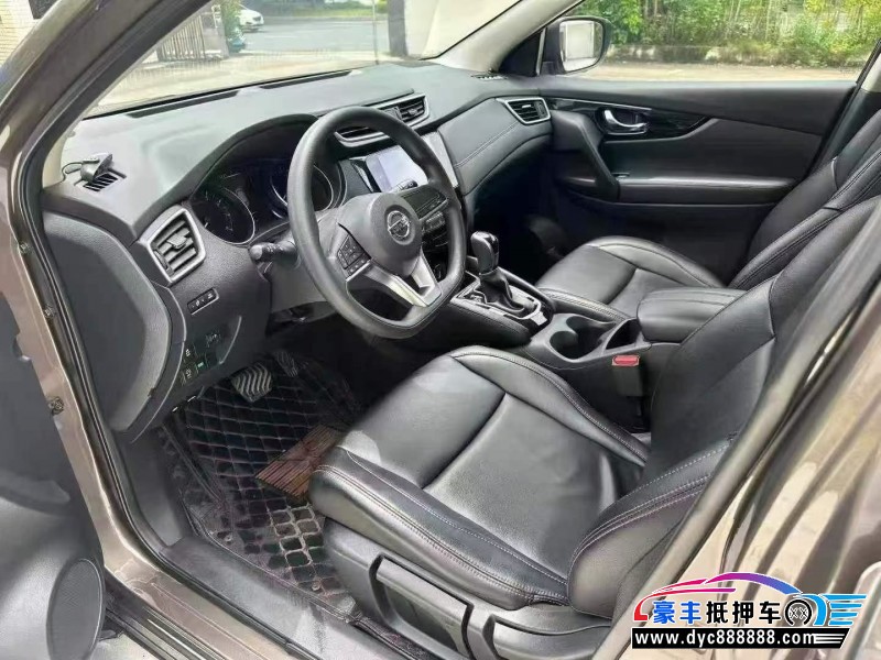 20年日产逍客轿车抵押车出售