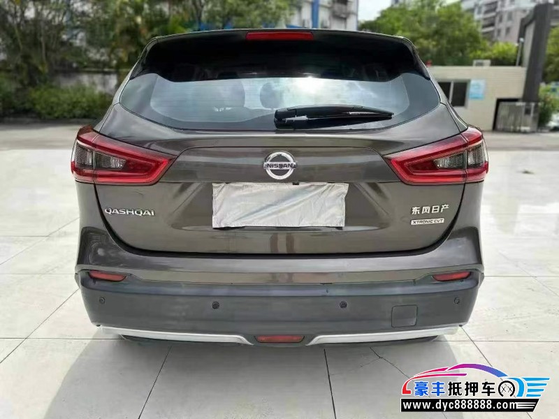 20年日产逍客轿车抵押车出售