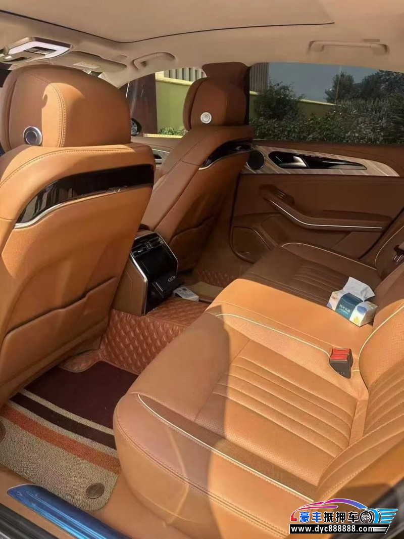 22年红旗H9轿车抵押车出售