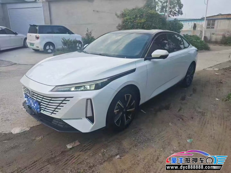 25年长安逸动轿车抵押车出售