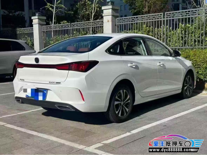 25年长安逸动轿车抵押车出售