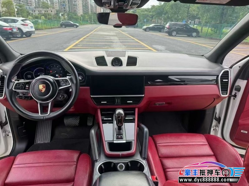 21年保时捷卡宴轿车抵押车出售