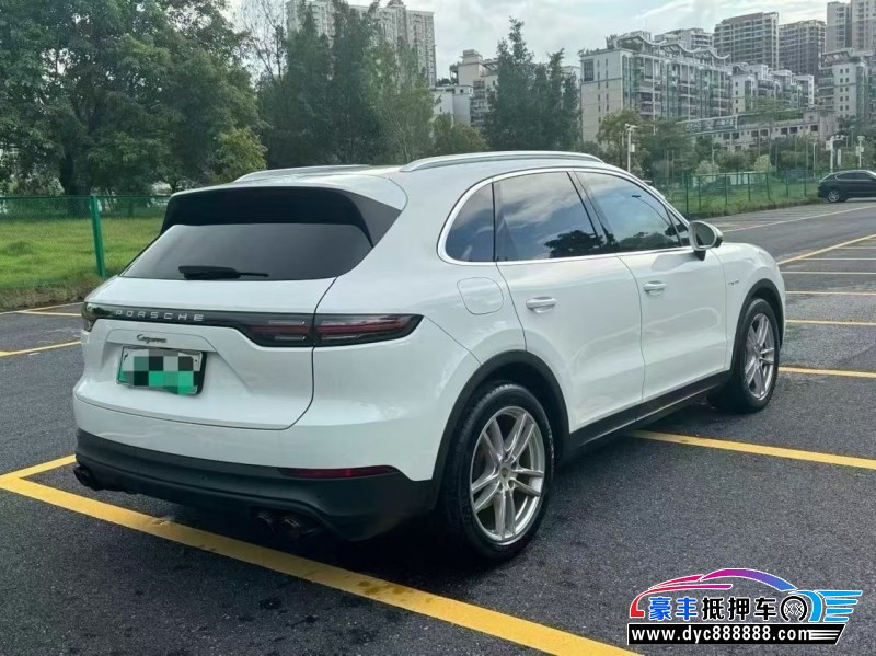 21年保时捷卡宴轿车抵押车出售