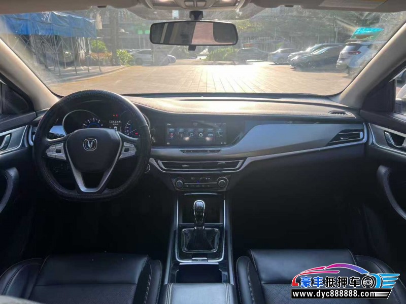 19年长安逸动轿车抵押车出售