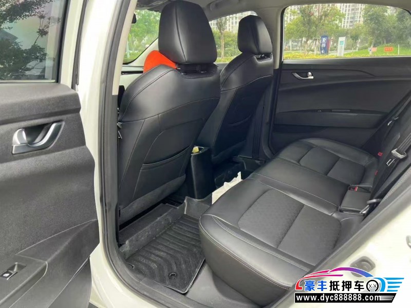 22年长安逸动轿车抵押车出售