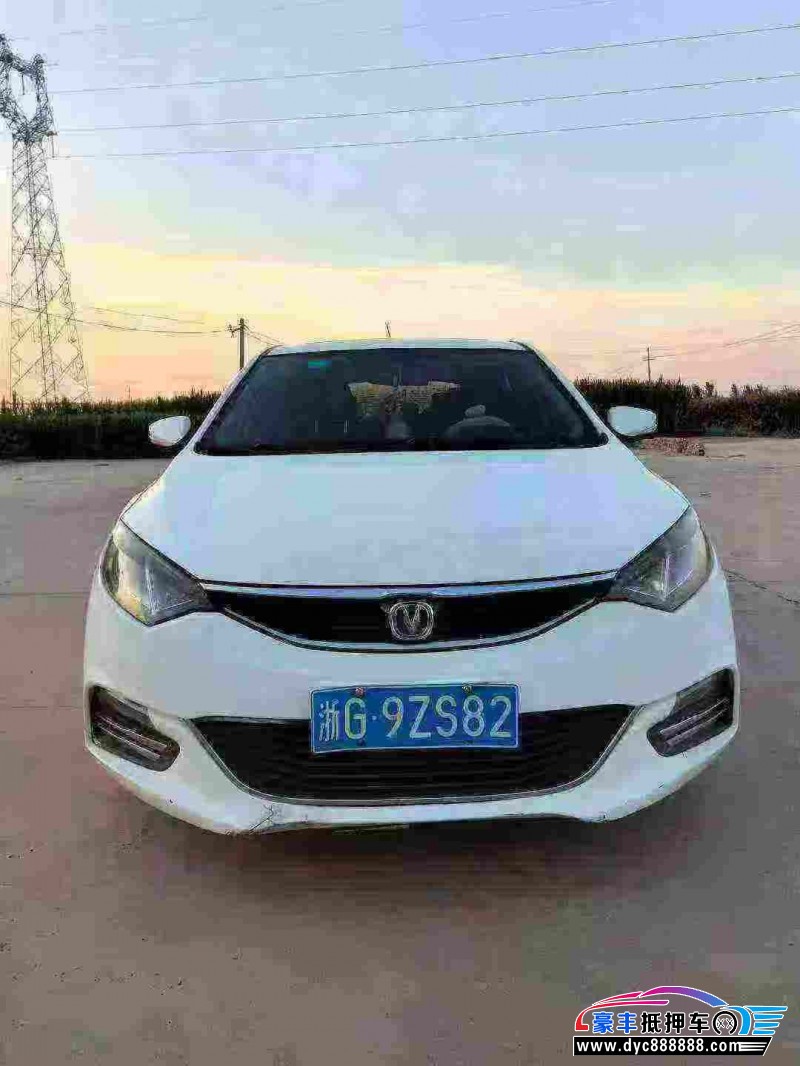 14年长安逸动轿车抵押车出售