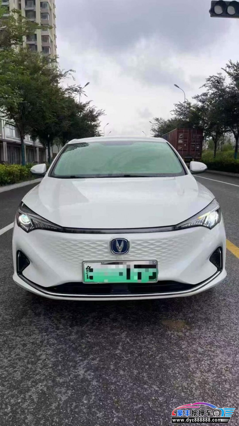 24年长安逸动轿车抵押车出售