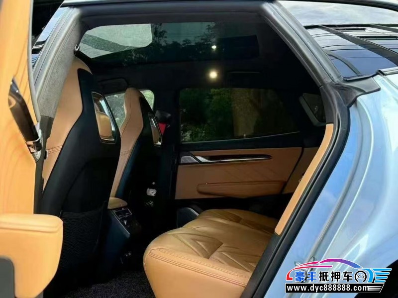 22年极氪001轿车抵押车出售