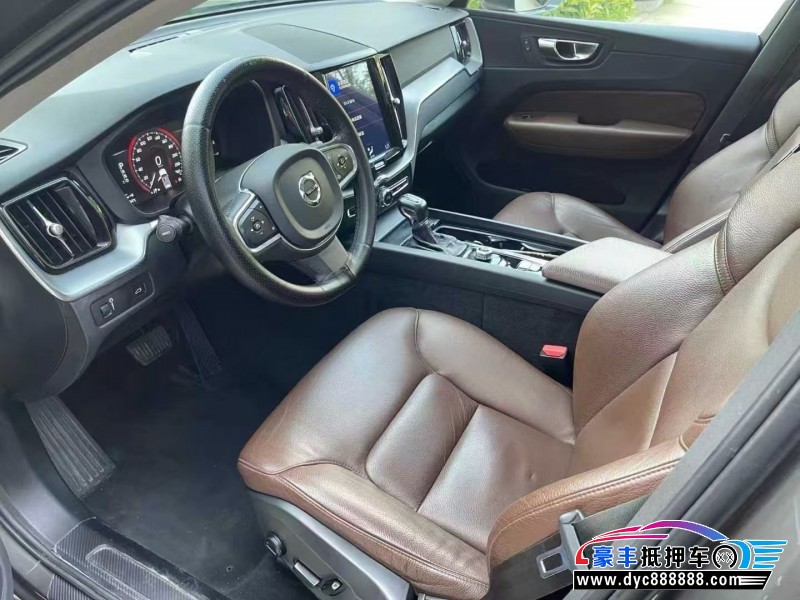 20年沃尔沃XC60SUV抵押车出售