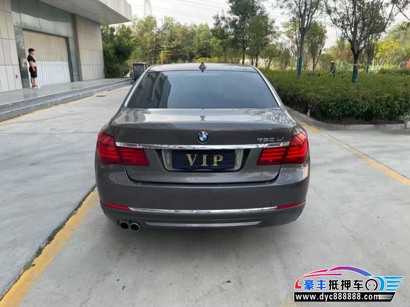 15年宝马7系轿车抵押车出售
