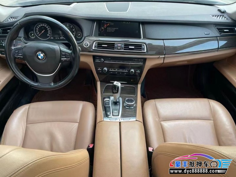 15年宝马7系轿车抵押车出售