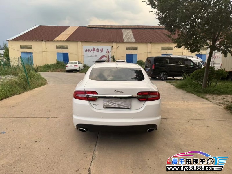 14年捷豹XF轿车抵押车出售