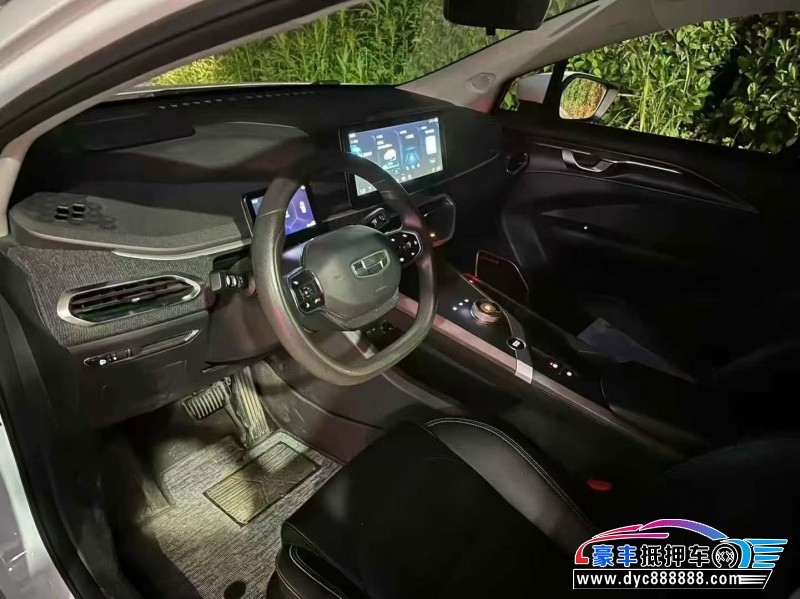 23年吉利几何轿车抵押车出售